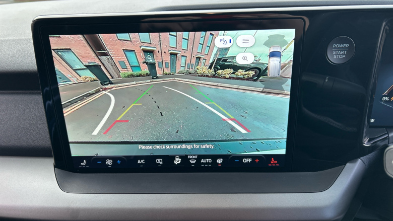 Ford Transit Courier E-Transit Courier 100kW 43kWh Trend Van Auto